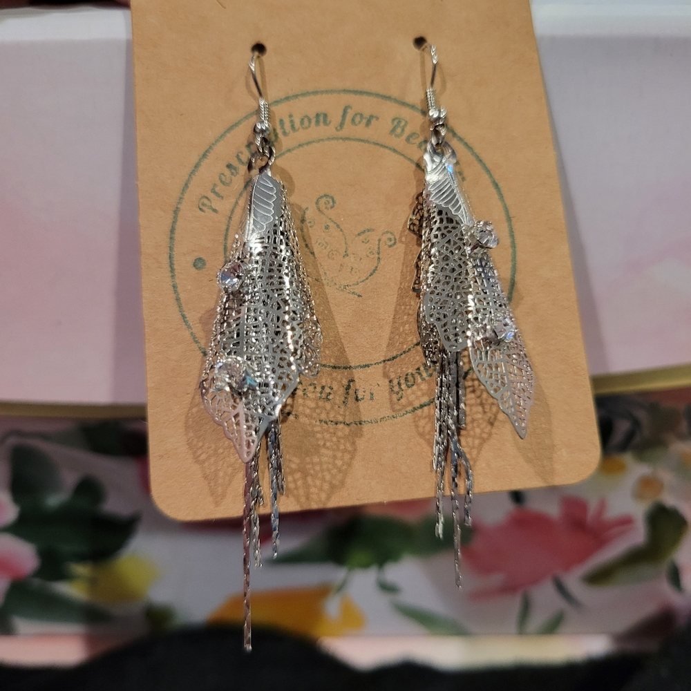 Retro 70s inspired silver dangle earrings
